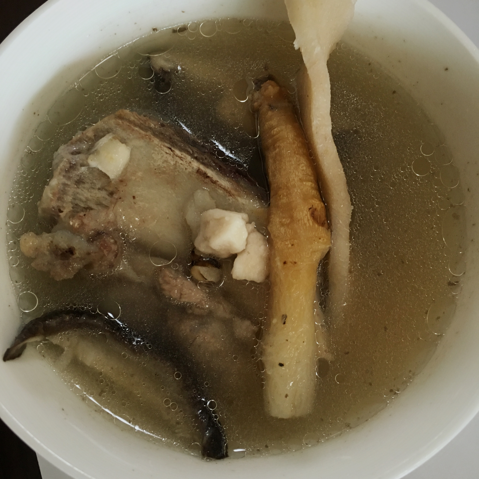 淮山茯苓薏米去湿暖胃汤