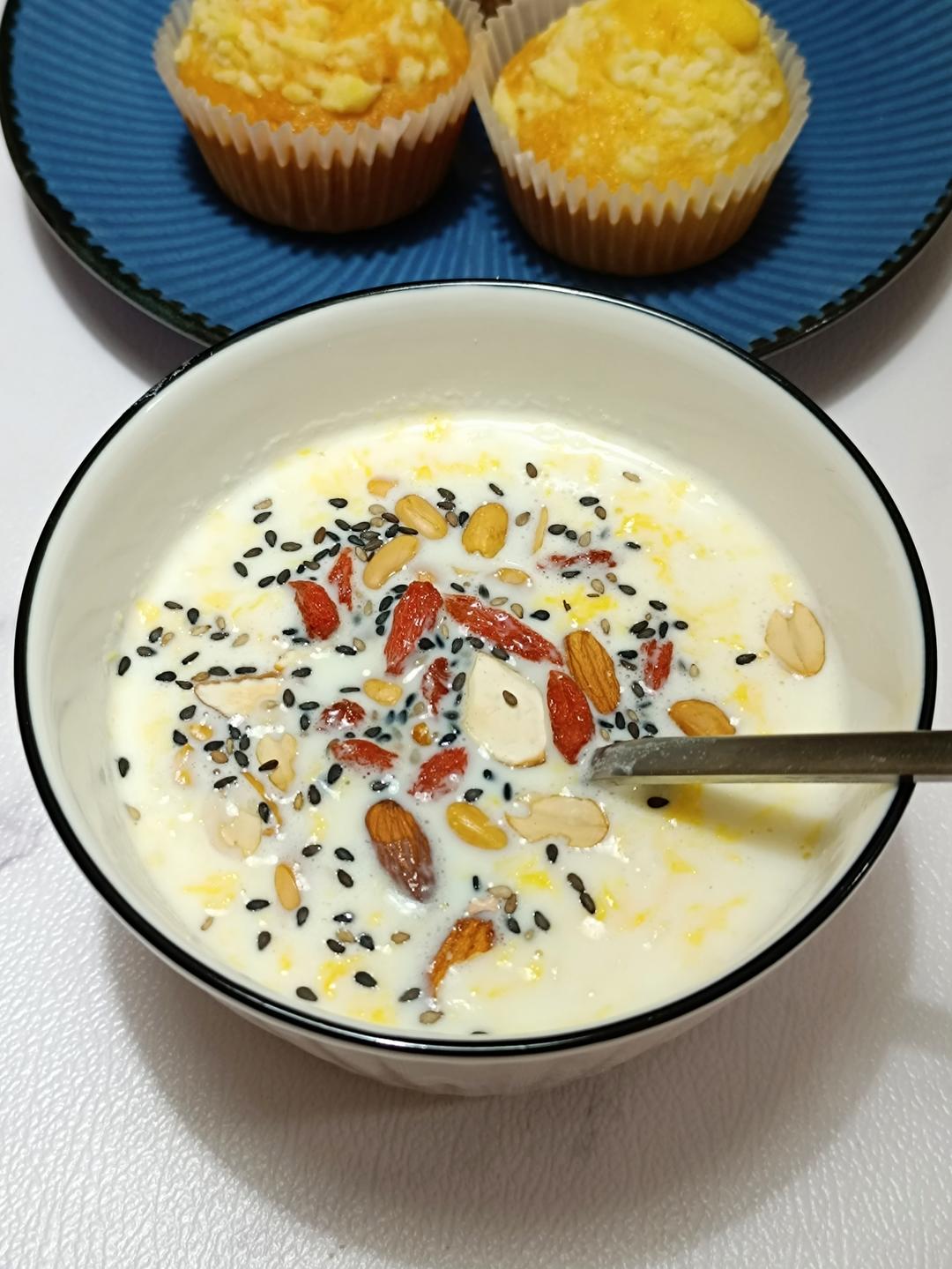 复刻胖东来牛奶鸡蛋醪糟