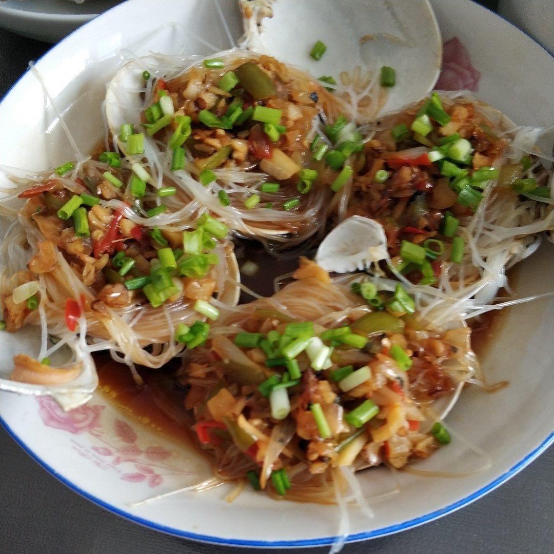 蒜蓉粉丝蒸扇贝（清晰图片步骤讲解）