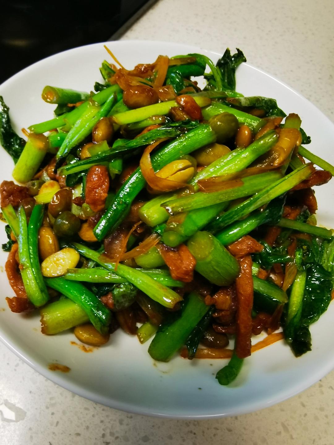 好吃的肉酱炒菜心