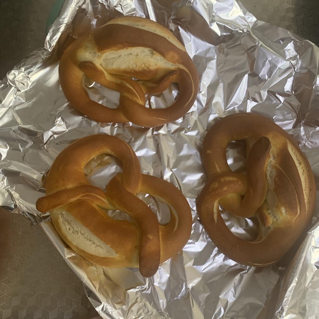 🥨黑麦碱水包Brezel🥨（小苏打版）