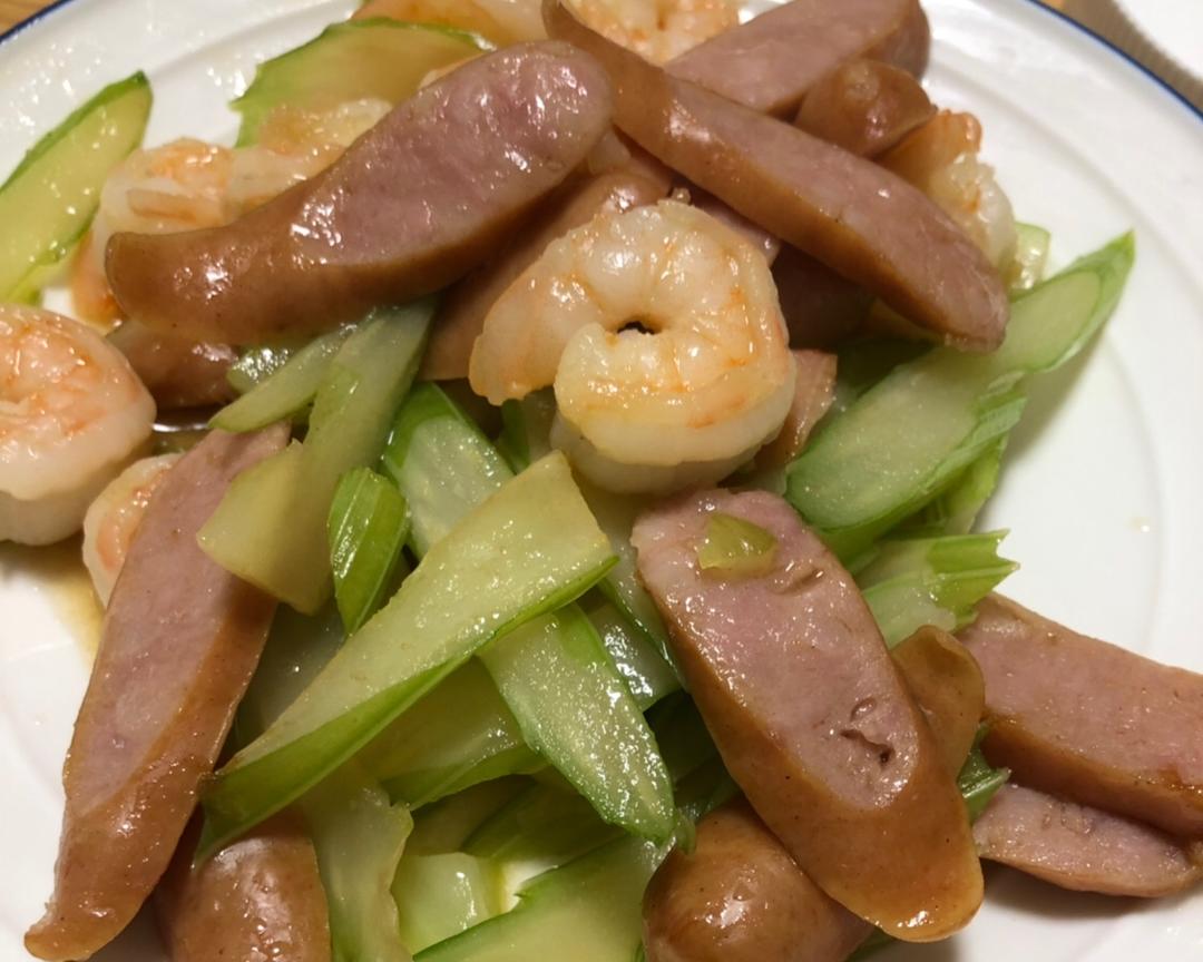芹菜炒虾仁（香肠是意外）