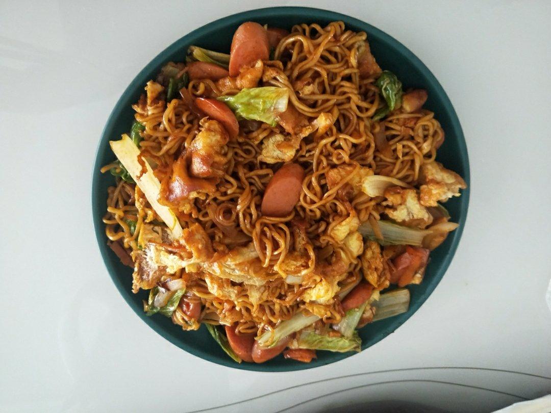 炒方便面￨幸福感爆棚