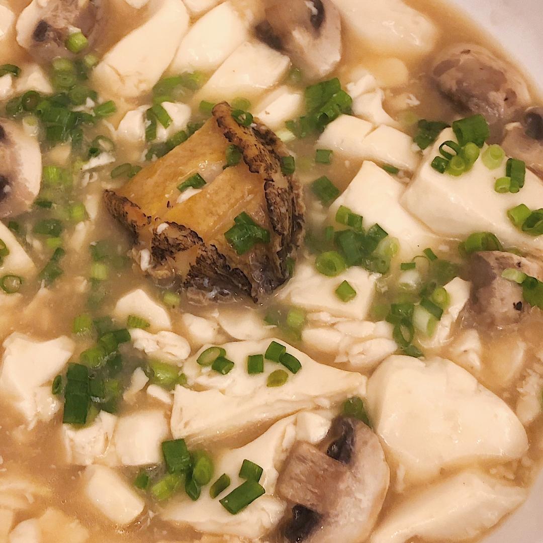 鲜得掉眉毛の生蚝烩豆腐