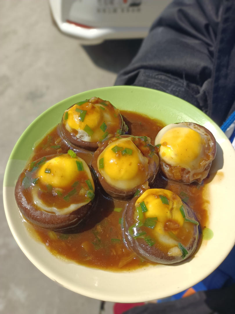 上海版 鹌鹑蛋蒸香菇