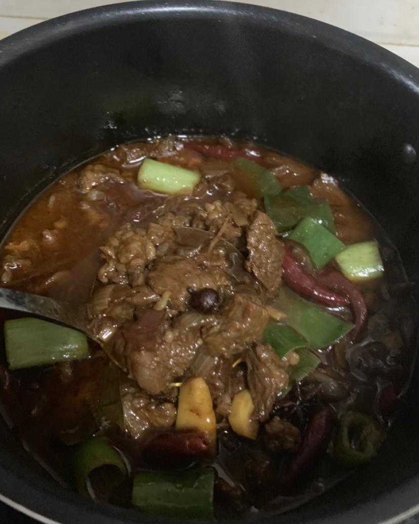 红烧牛肉土豆 （独家秘制）