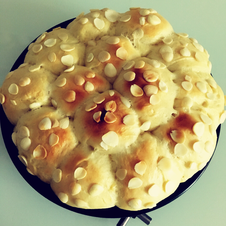 超柔软的杏仁餐包