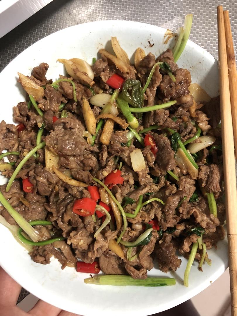 小炒牛肉（小白也可以做的超好吃！！）