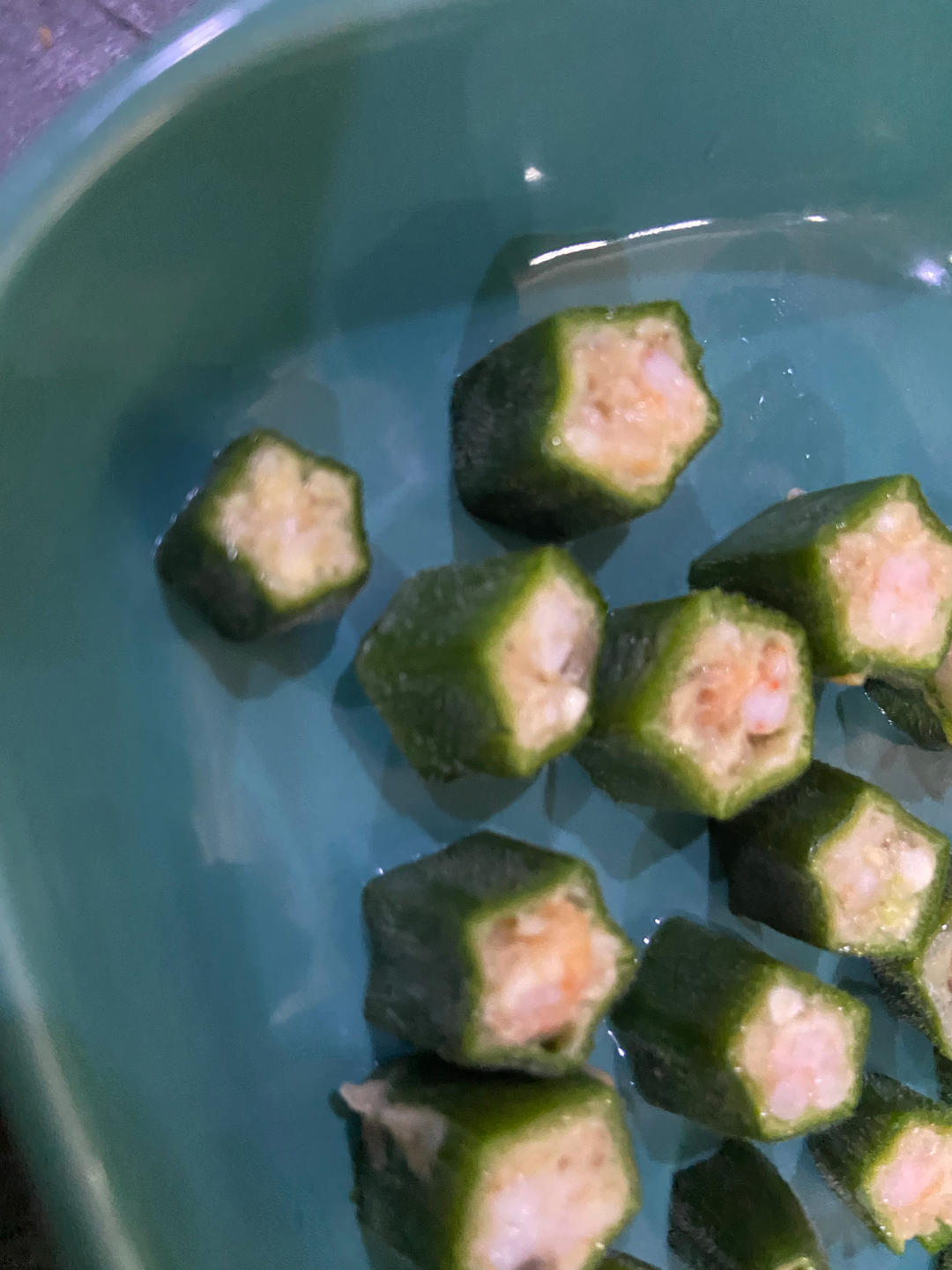 可可爱爱小星星～秋葵酿虾