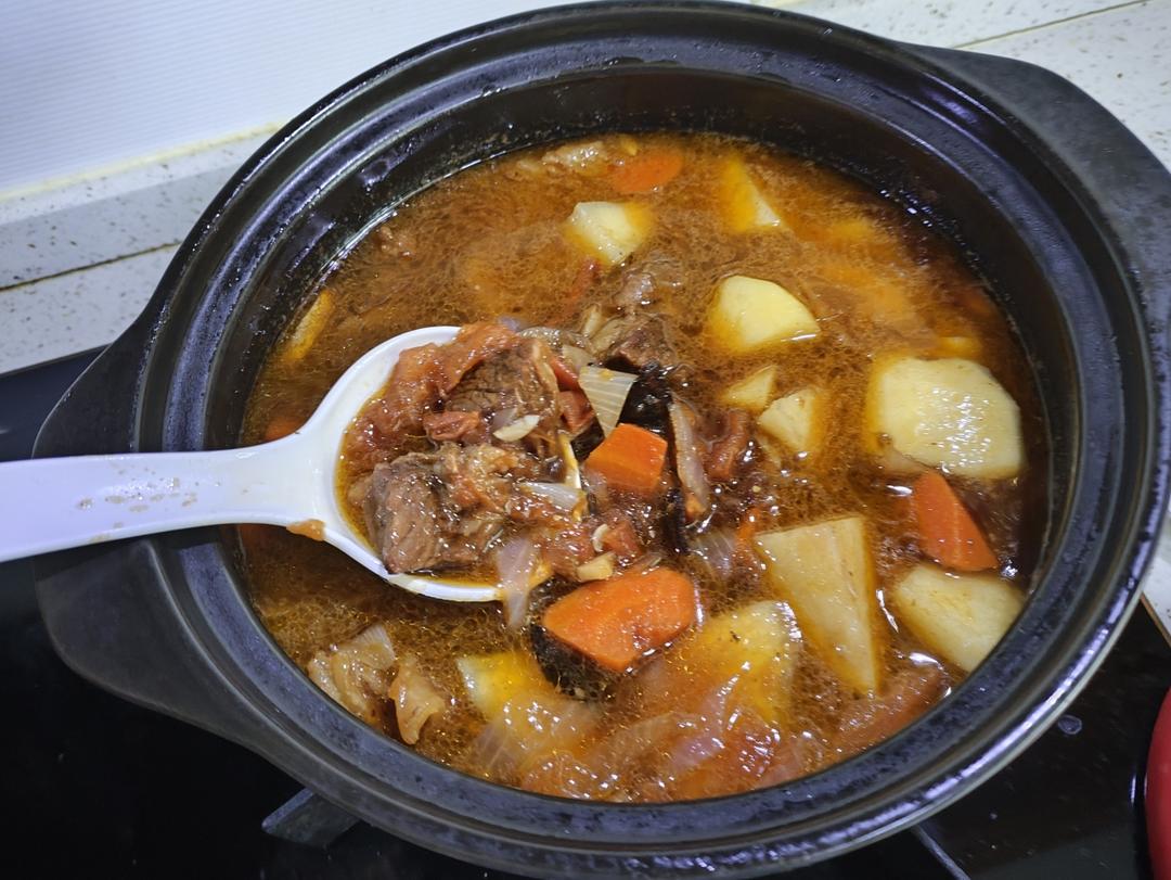 番茄土豆炖牛腩