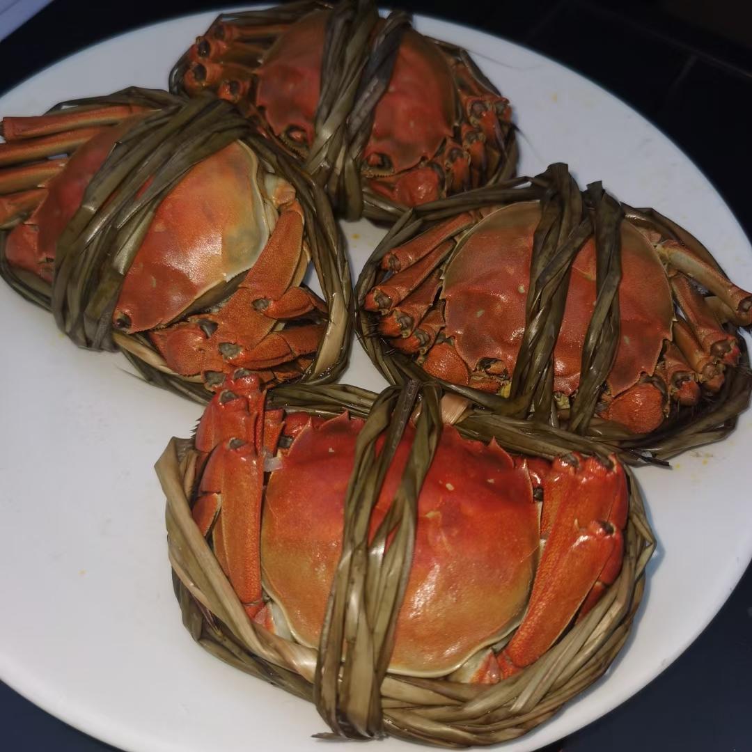 清蒸大闸蟹（秘制蘸酱）