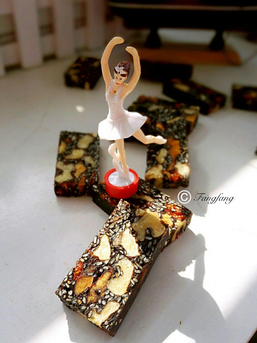 纯手工熬制核桃红枣阿胶糕