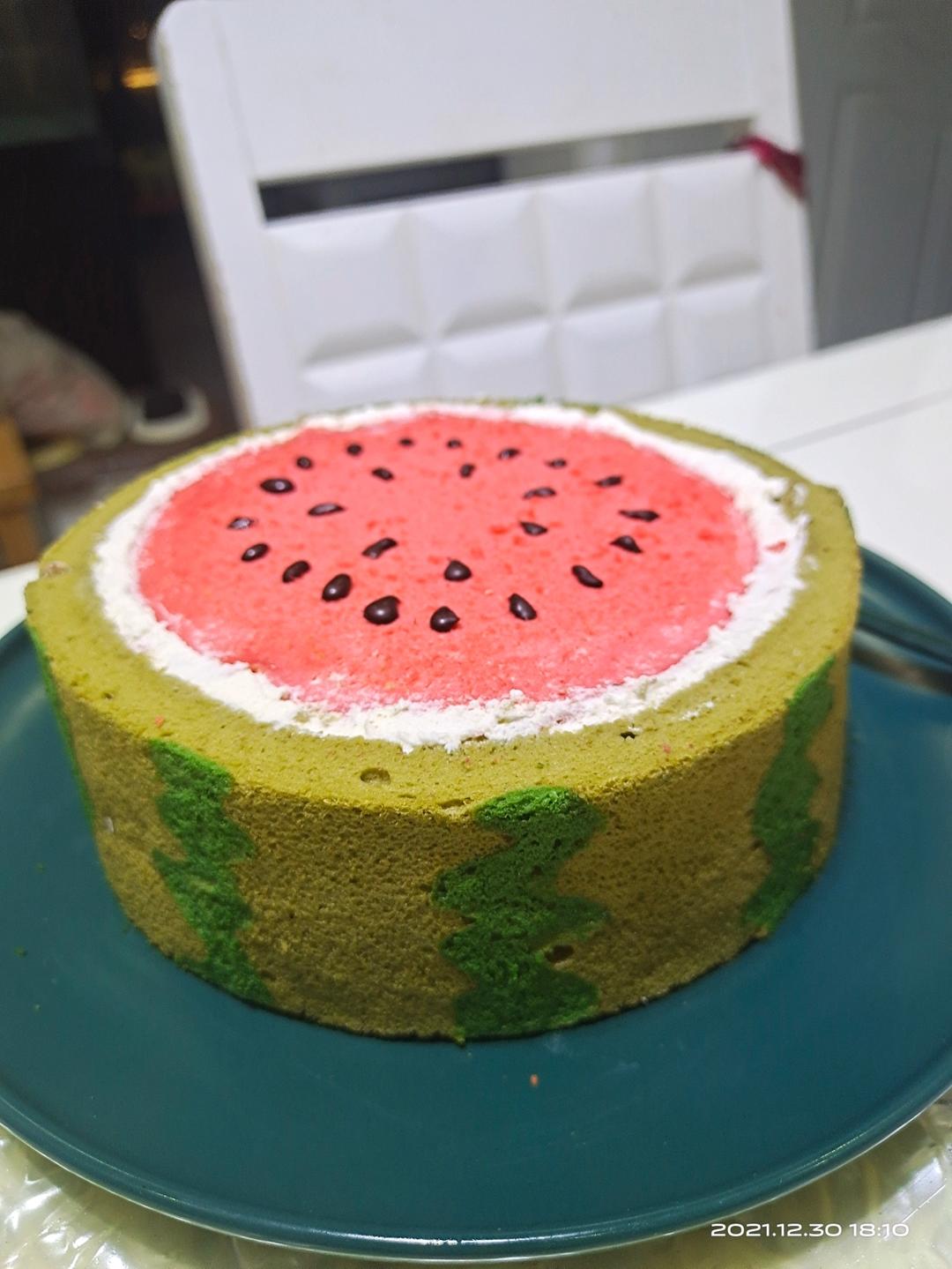 听说，你们想吃西瓜了？来，一起来吃瓜~