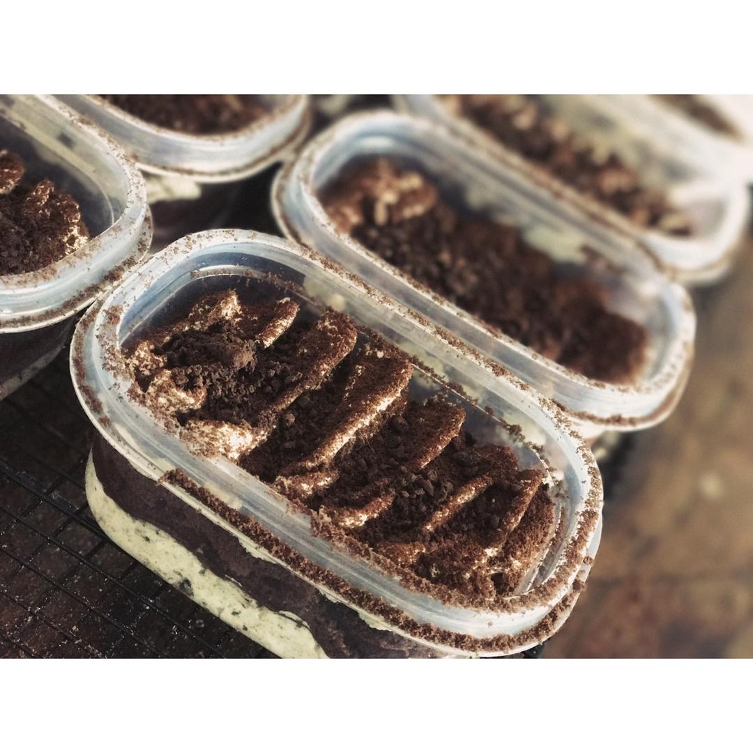 好吃到流泪的奥利奥咸奶油盒子蛋糕