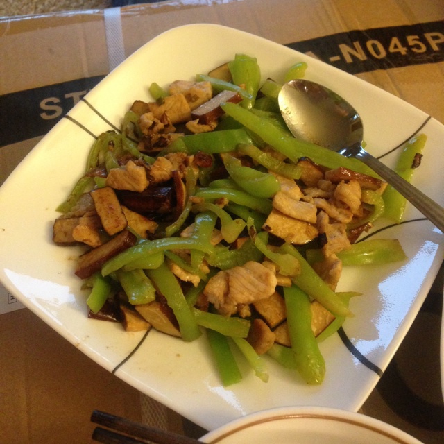 青椒炒豆腐干