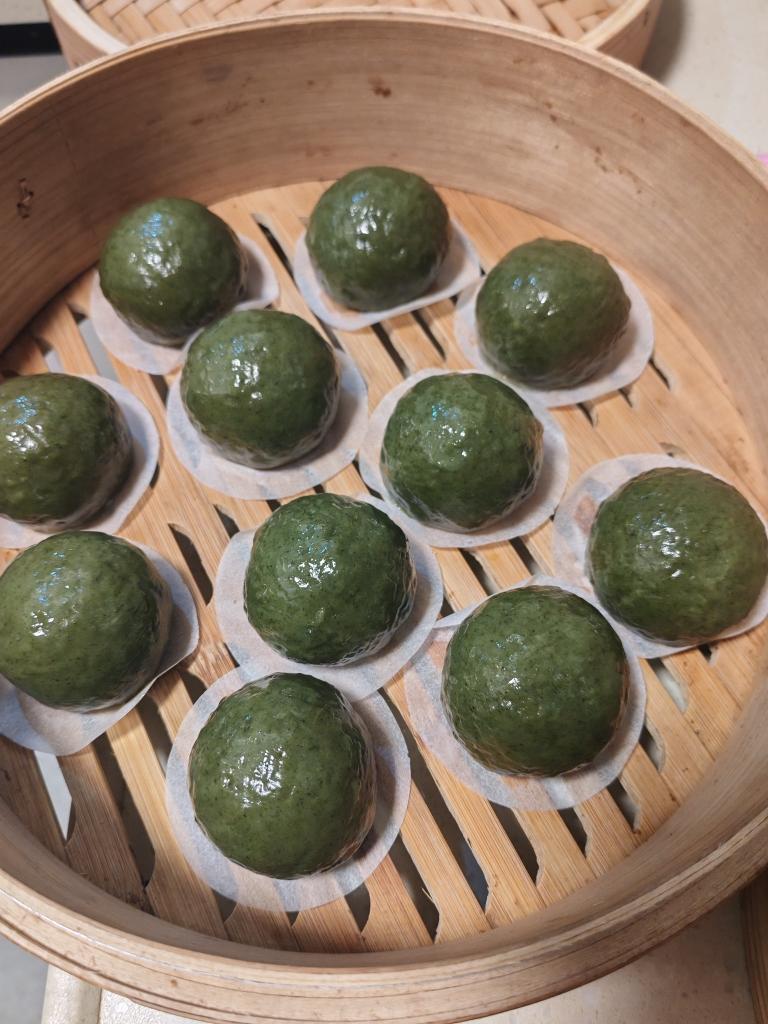 黑芝麻花生青团 Green Rice Cake