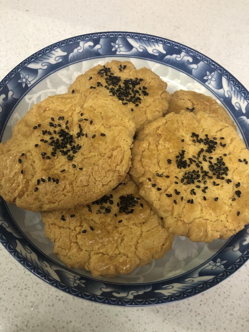 轻轻一按就碎掉的原味桃酥（不输猪油版）