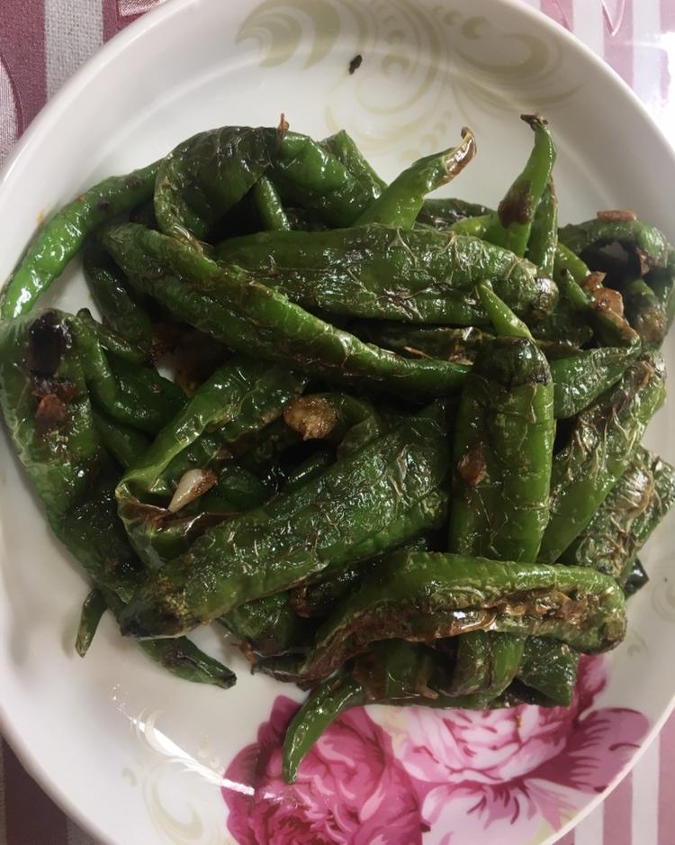 快手虎皮青椒(超下饭)