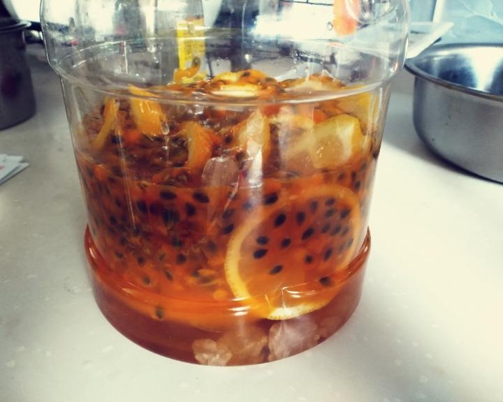 简单方便营养美白，富含超多维c的，夏日解暑，百香果果汁