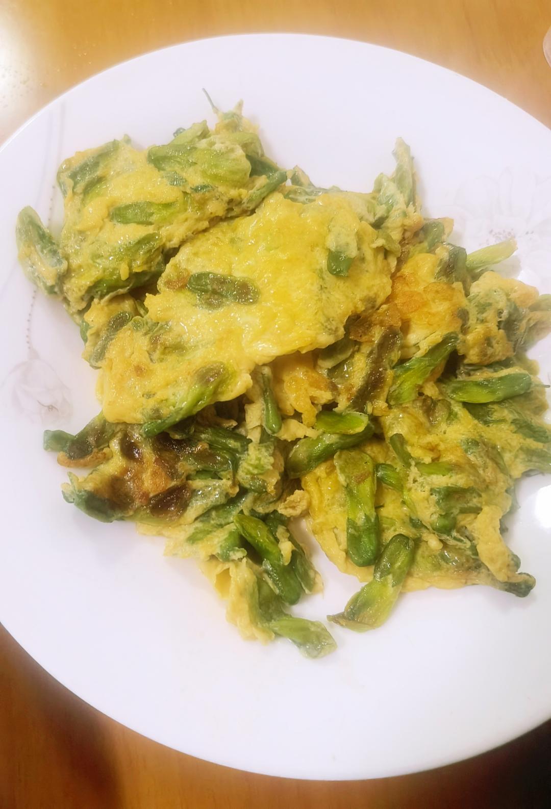 金雀花炒鸡蛋