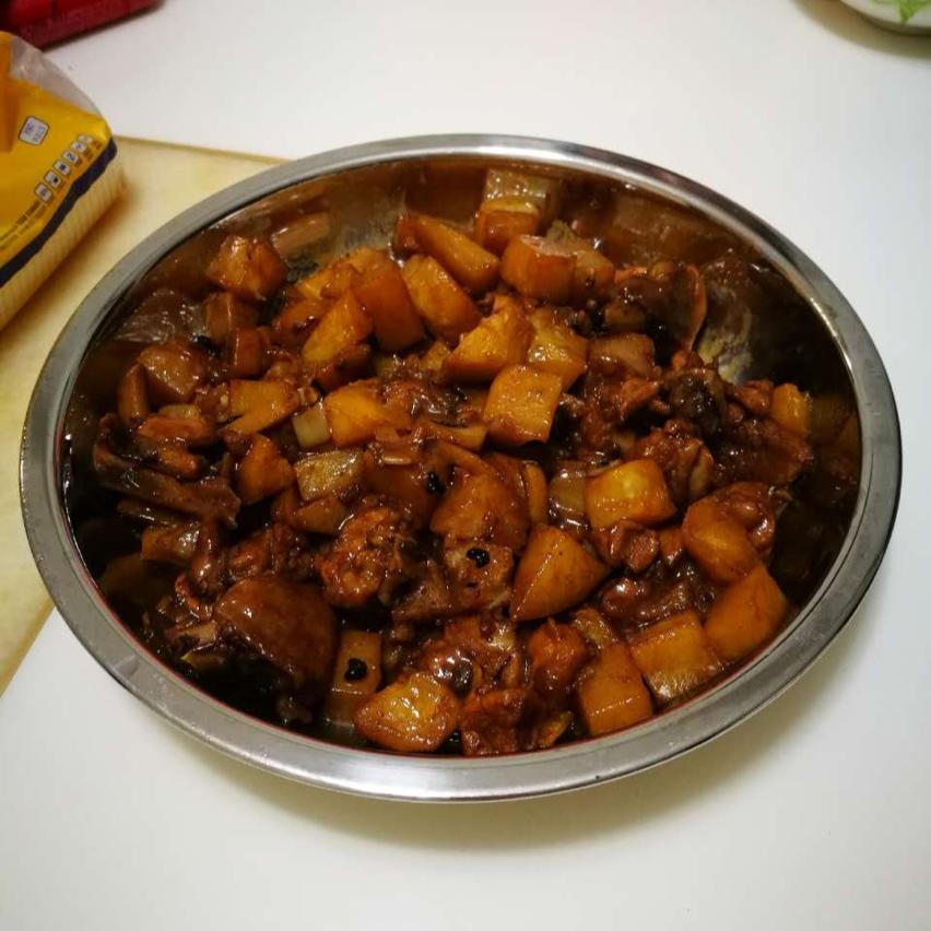土豆烧鸡腿