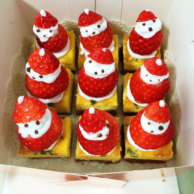 草莓圣诞老人、圣诞雪人
