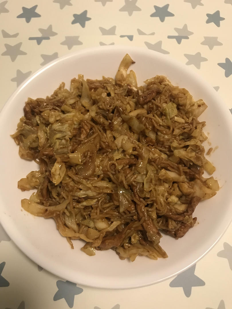 家常肉丝炒米粉