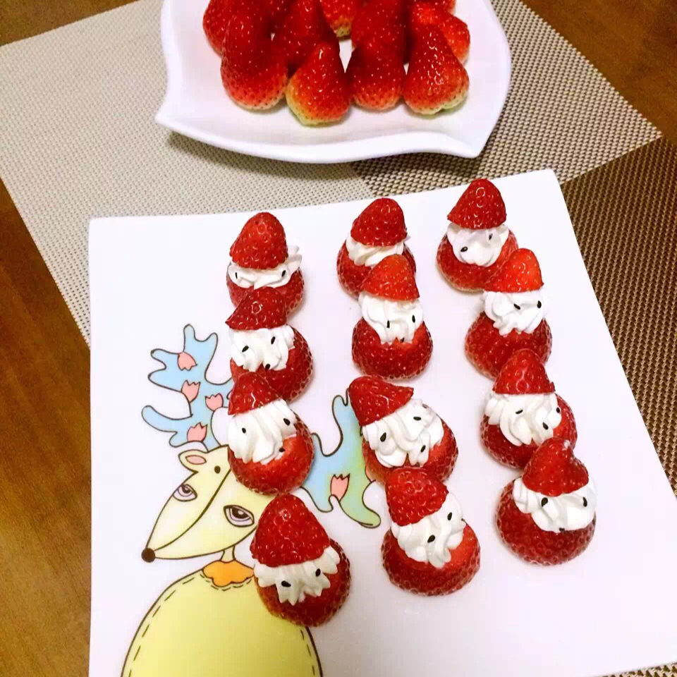 草莓圣诞老人、圣诞雪人