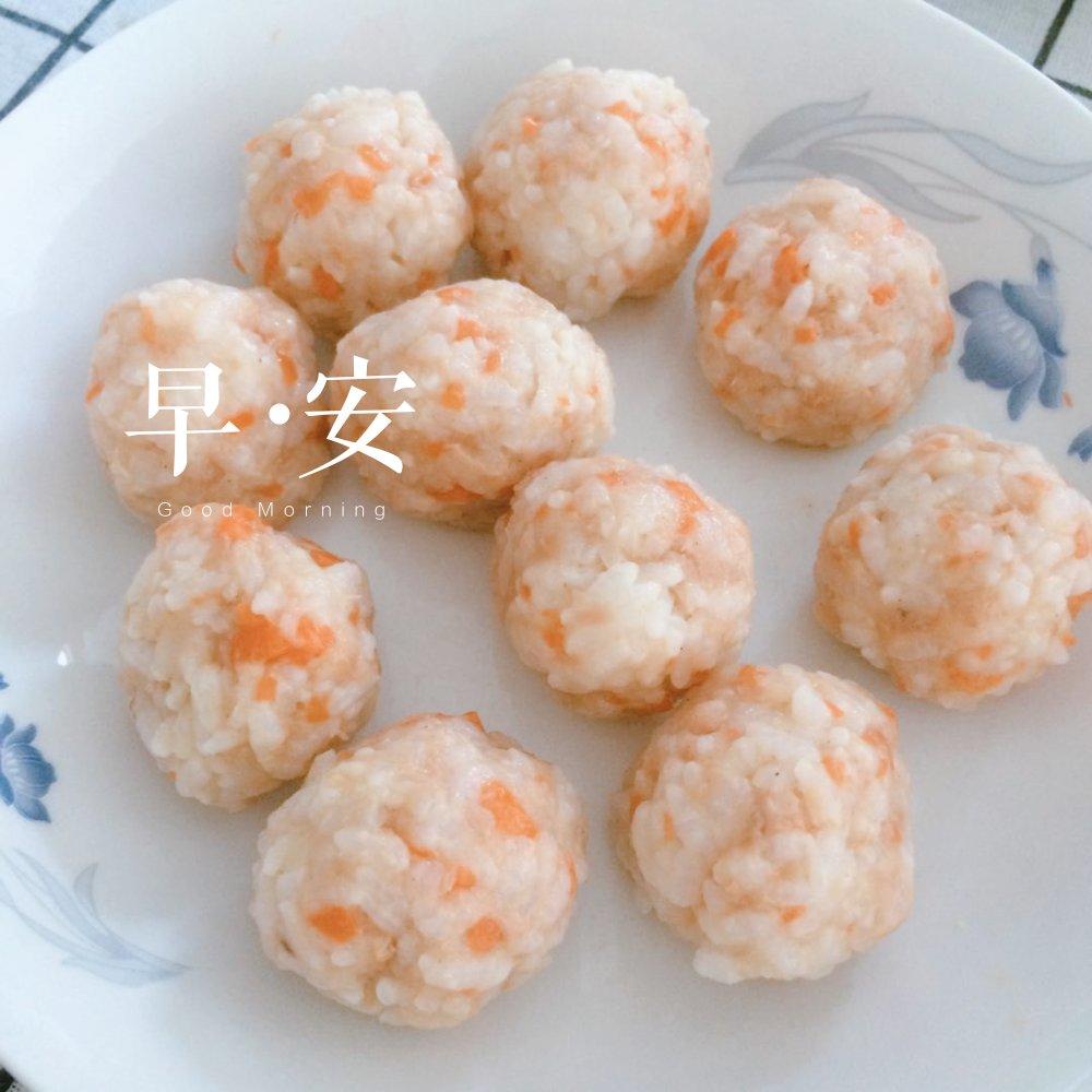 金枪鱼饭团