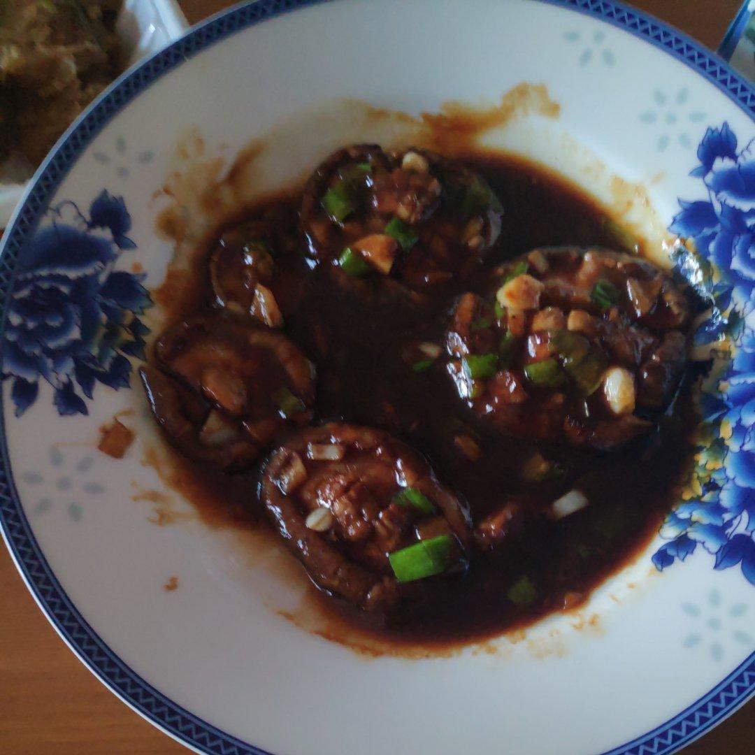 鲜嫩多汁，比鲍鱼还好吃红烧香菇