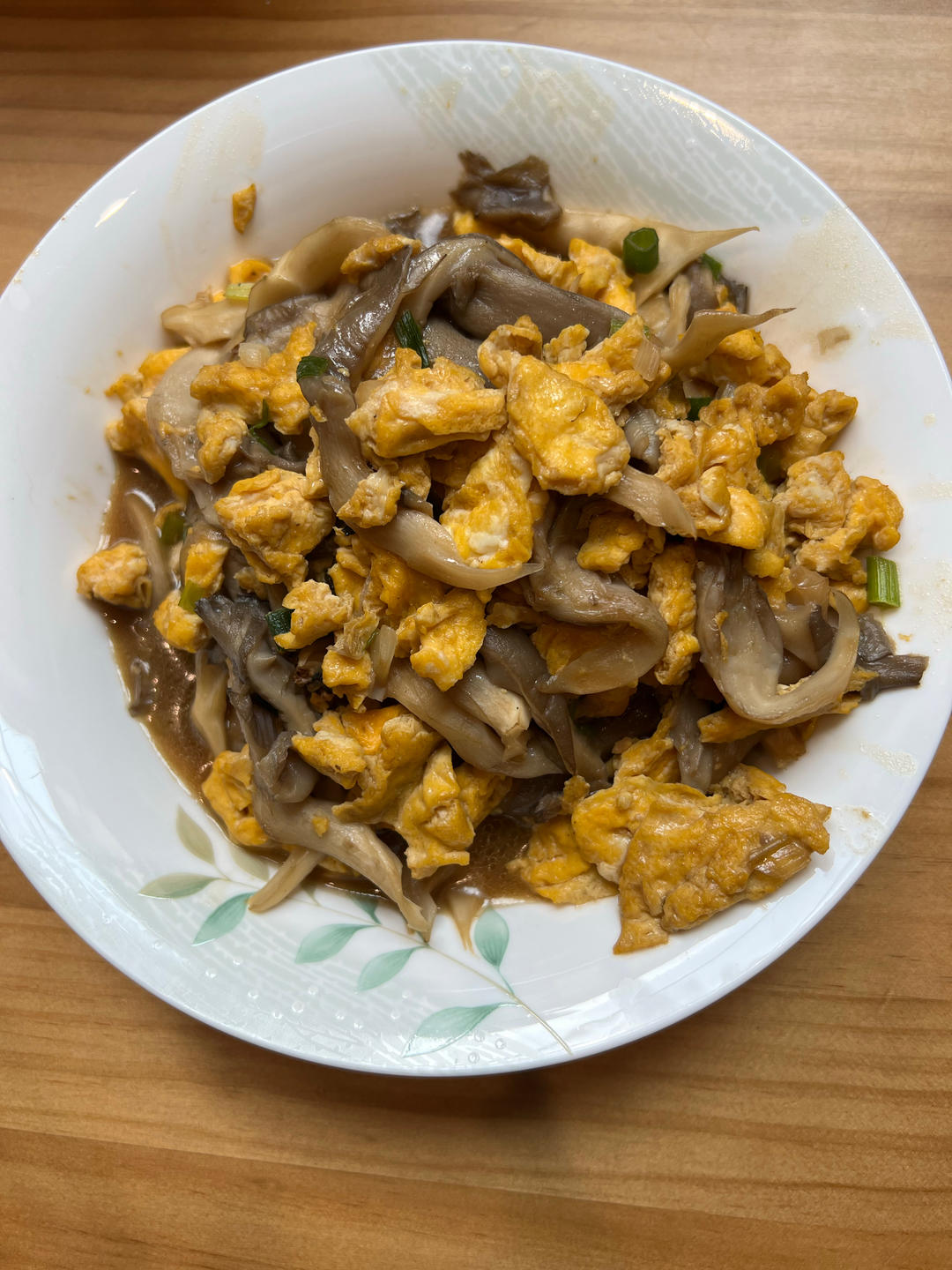 比肉好吃的平菇炒鸡蛋