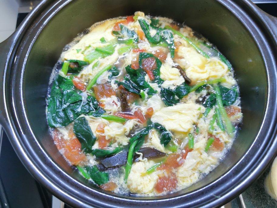 番茄鸡蛋菠菜汤