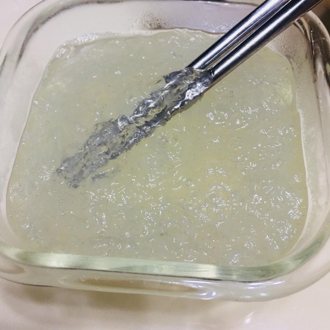 【小森妈妈菜谱】一分钟学会炖牛奶燕窝