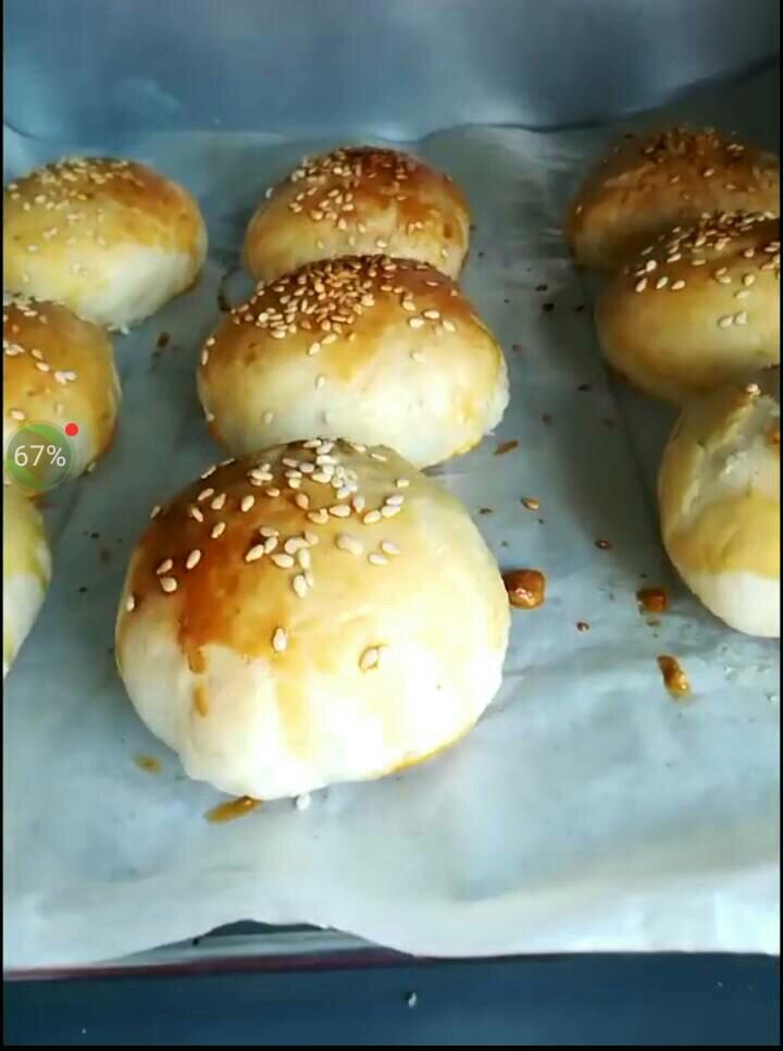 鲜美多汁的——榨菜鲜肉月饼