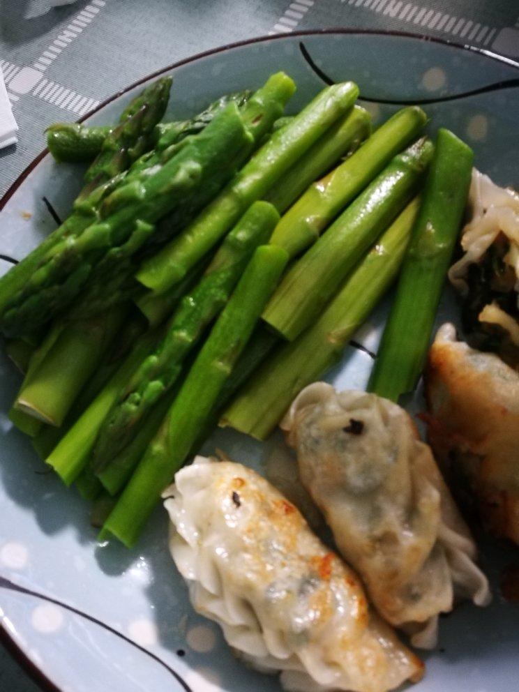白灼芦笋