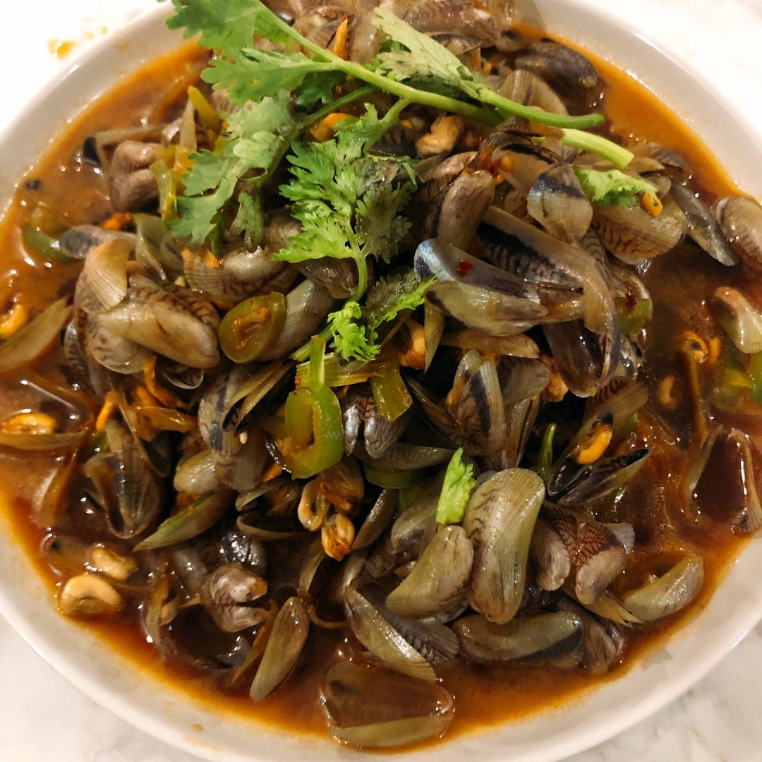 6分钟就能吃的快手菜！金不换炒海瓜子（又名九层塔炒薄壳）