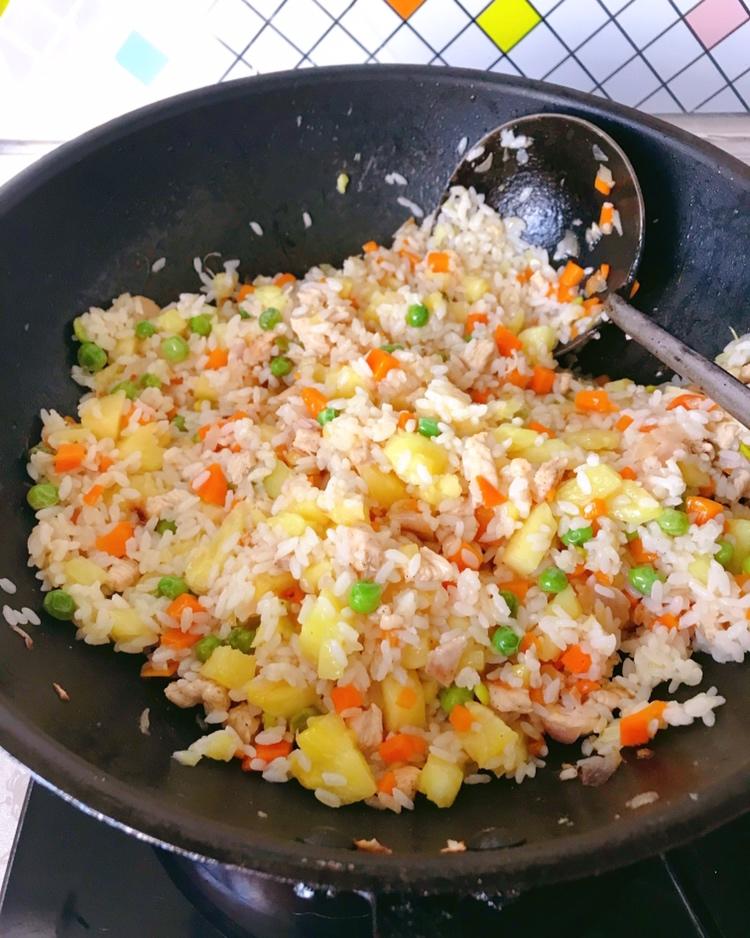 泰式菠萝鸡饭|味蕾时光