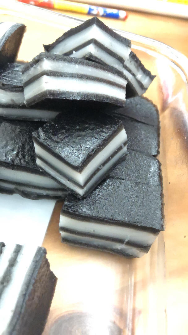 黑芝麻千层马蹄糕