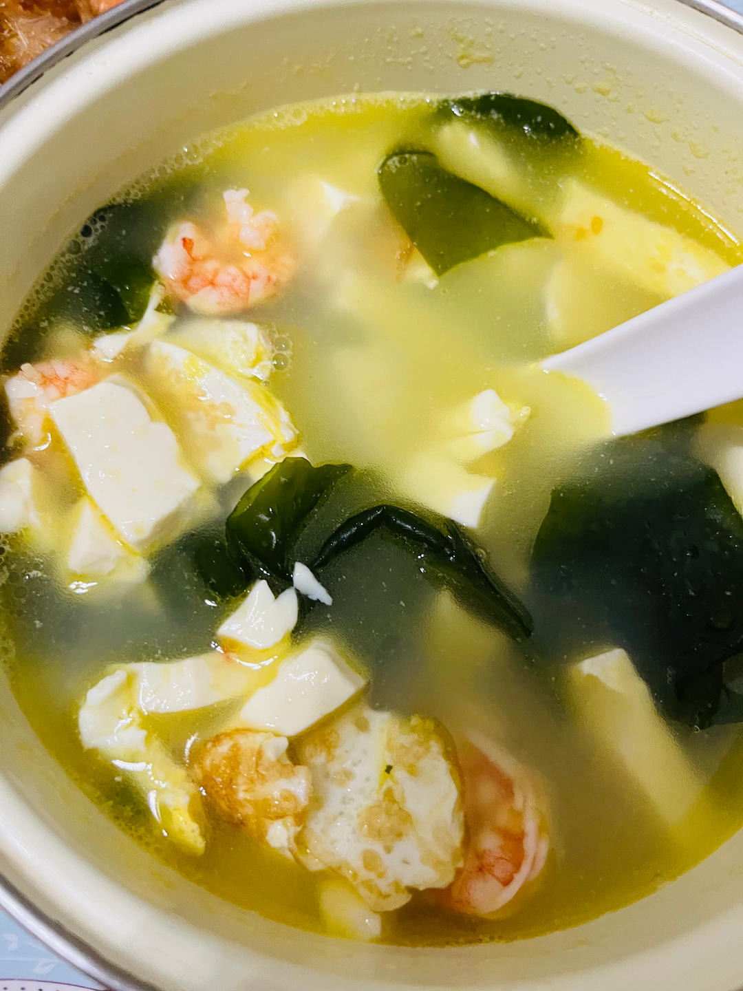 孩子增高汤 | 虾仁豆腐裙带菜汤