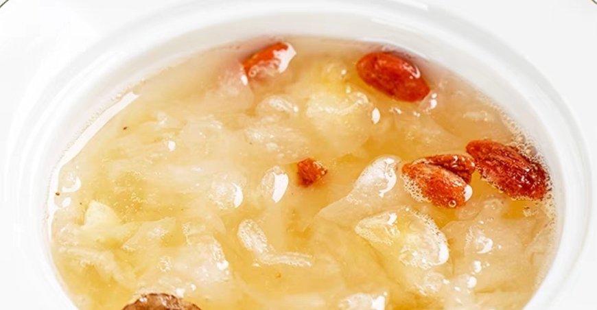 银耳红枣糯米粥