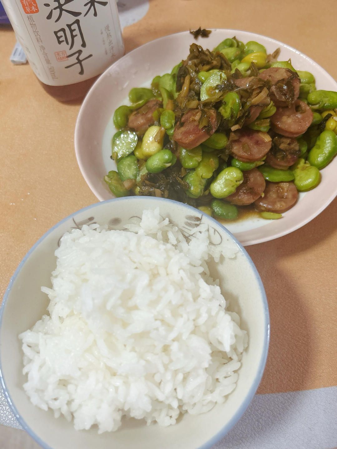 雪菜蚕豆炒香肠