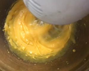蛋黄版溶豆的做法 步骤1
