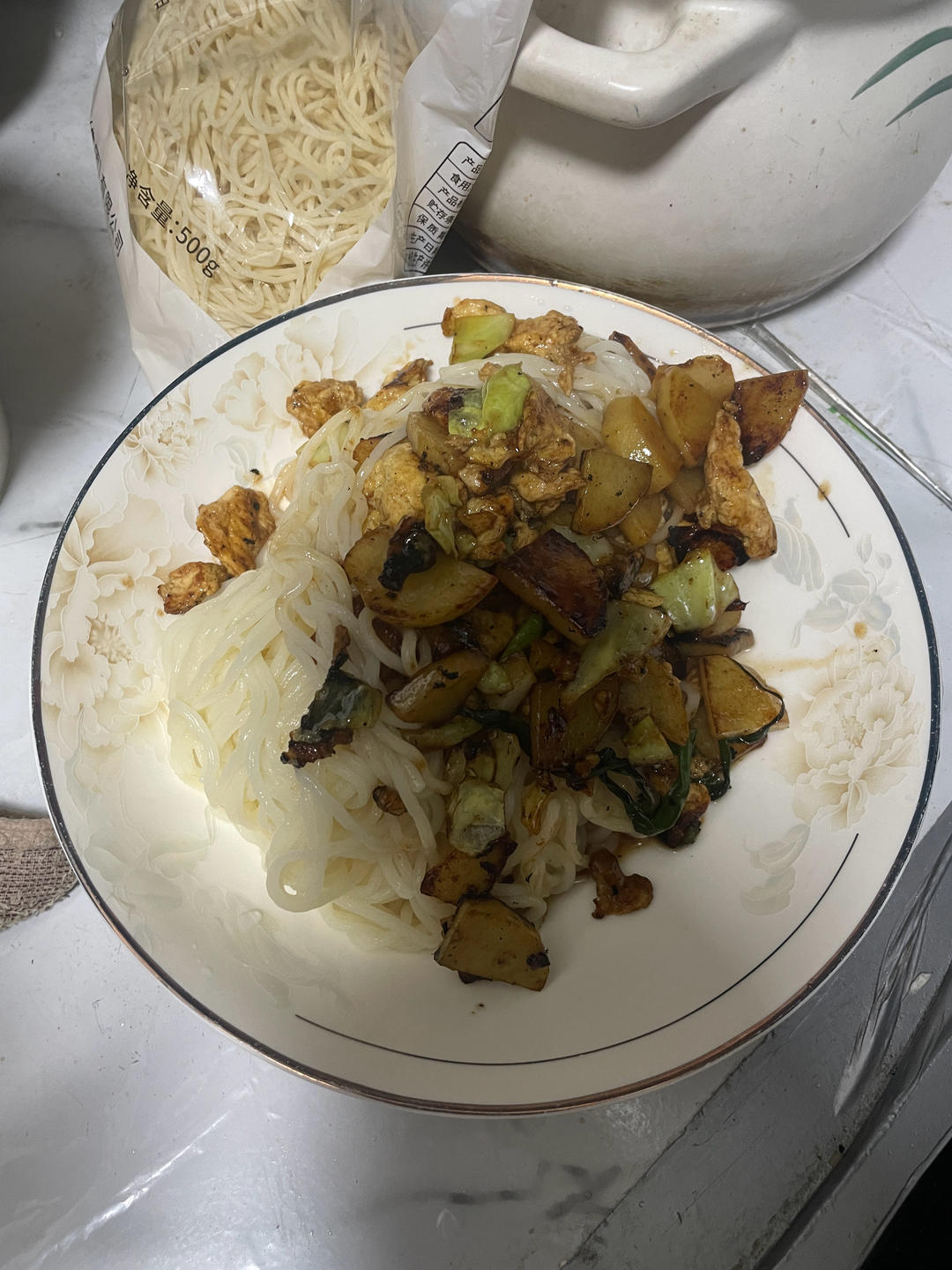 土豆鸡蛋炸酱面
