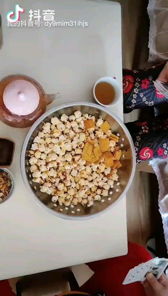 巧克力熔岩蛋糕(全图文超简单)