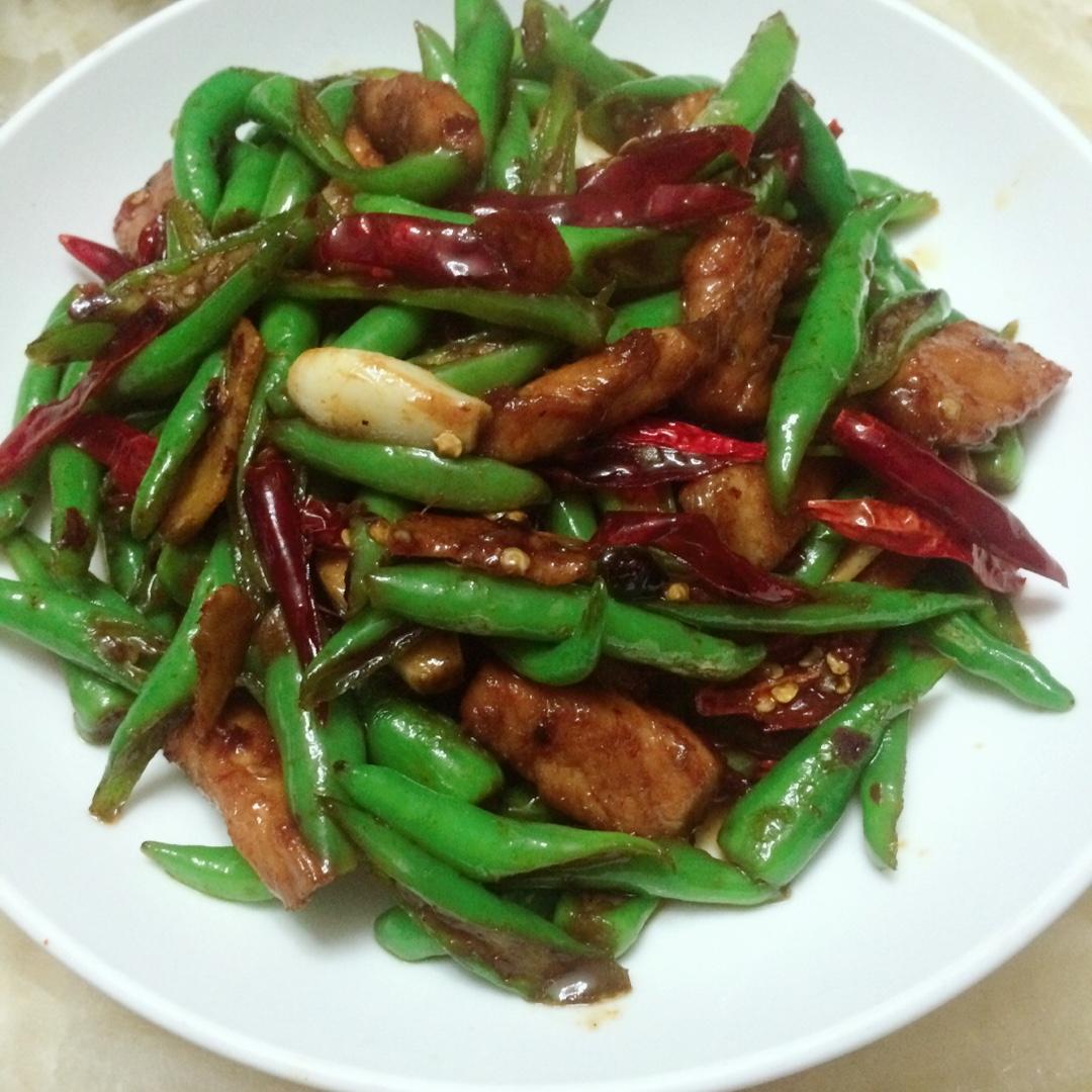 孩子啦娘做的辣椒炒肉