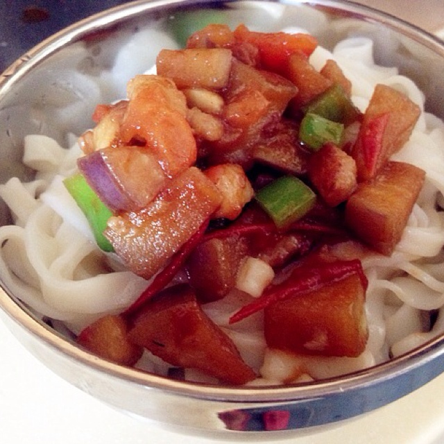 茄子肉丁打卤面