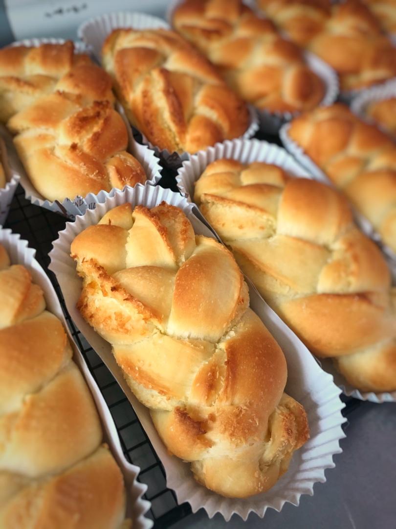 nicolay做的椰蓉辫子面包无油版