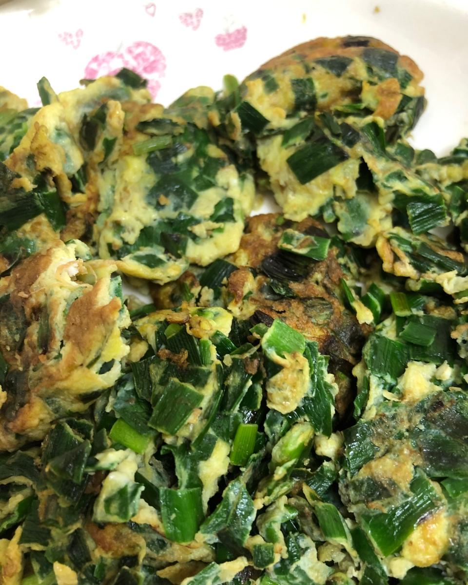 〈韭菜炒鸡蛋〉，超级家常菜🥢，欣小厨 😉