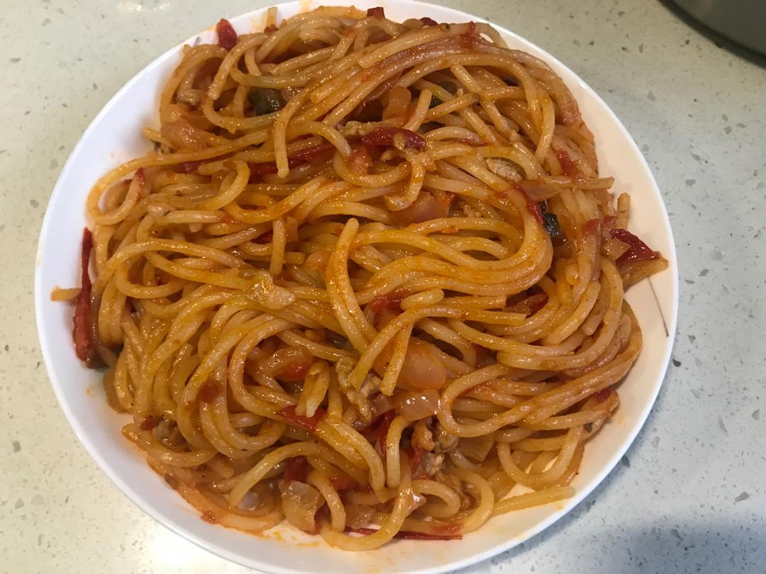 意大利茄汁肉酱面 Spaghetti Bolognese
