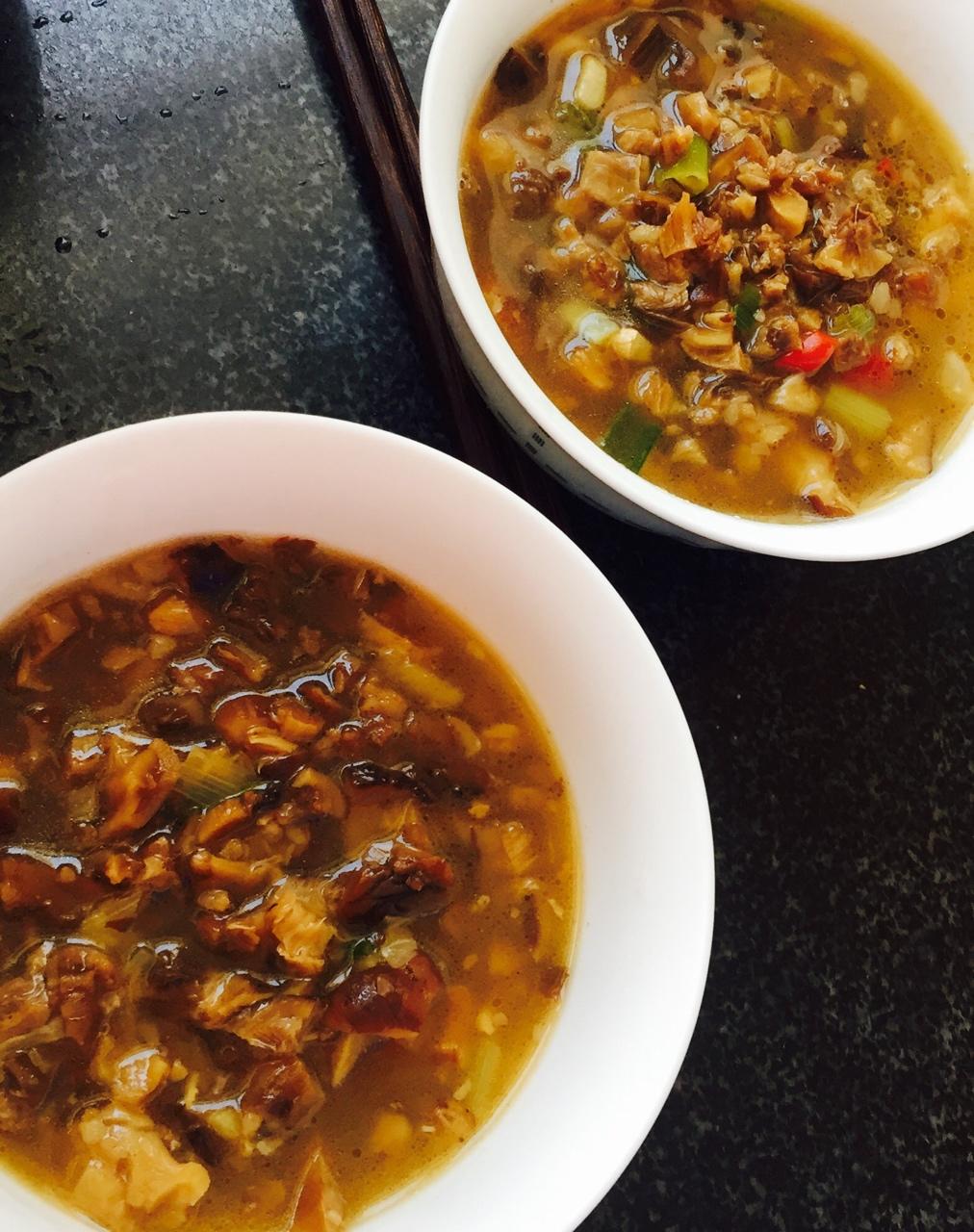 新鲜菌汤（蘑菇汤）